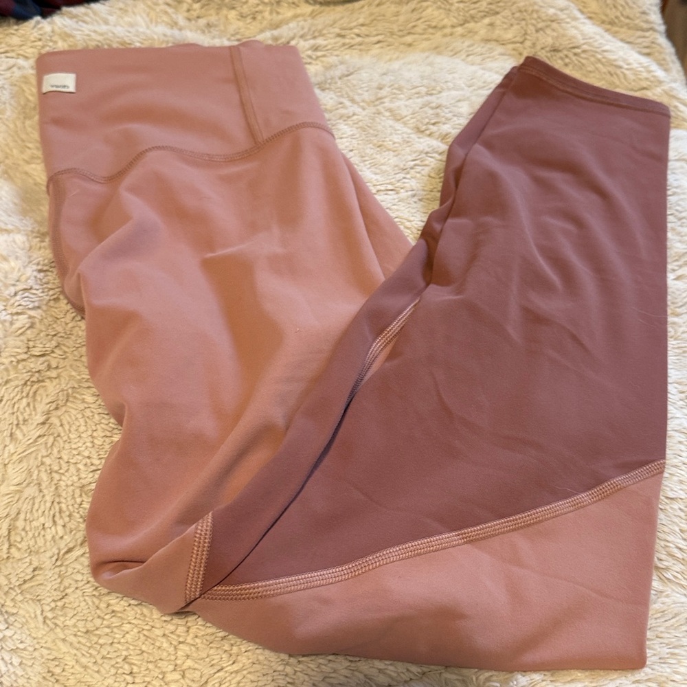Vuori Colorblock Studio Leggings - Large - Picture 2 of 2